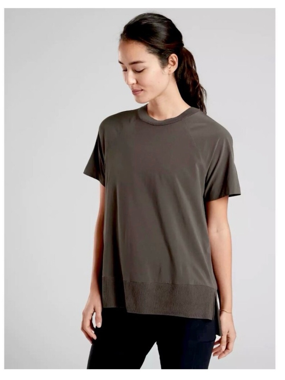 Athleta Olive Short-Sleeve Crewneck Women's Top